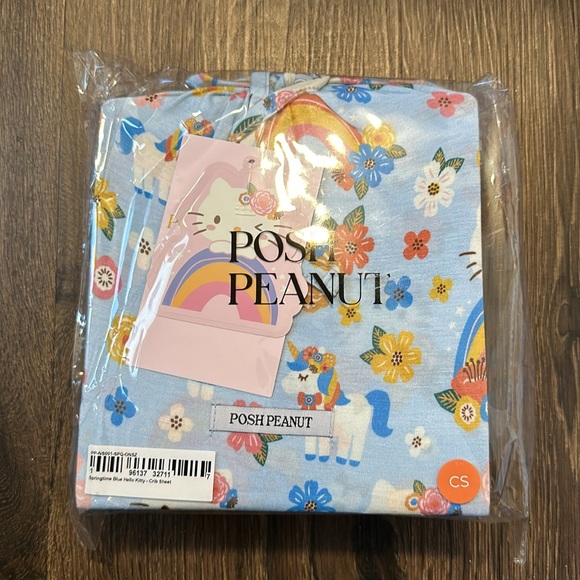 •New•Posh Peanut X Hello Kitty - Springtime Blue Crib Sheet - Picture 2 of 6